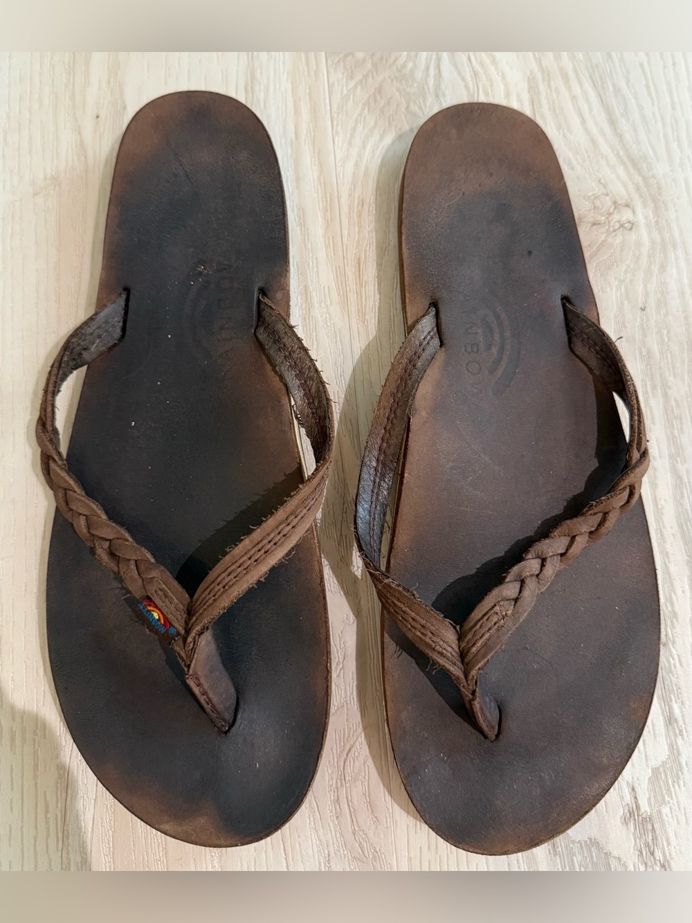 Rainbow Women’s Flirty Braidy Leather Flip Flops in Brown. Size Large 7.5-8.5